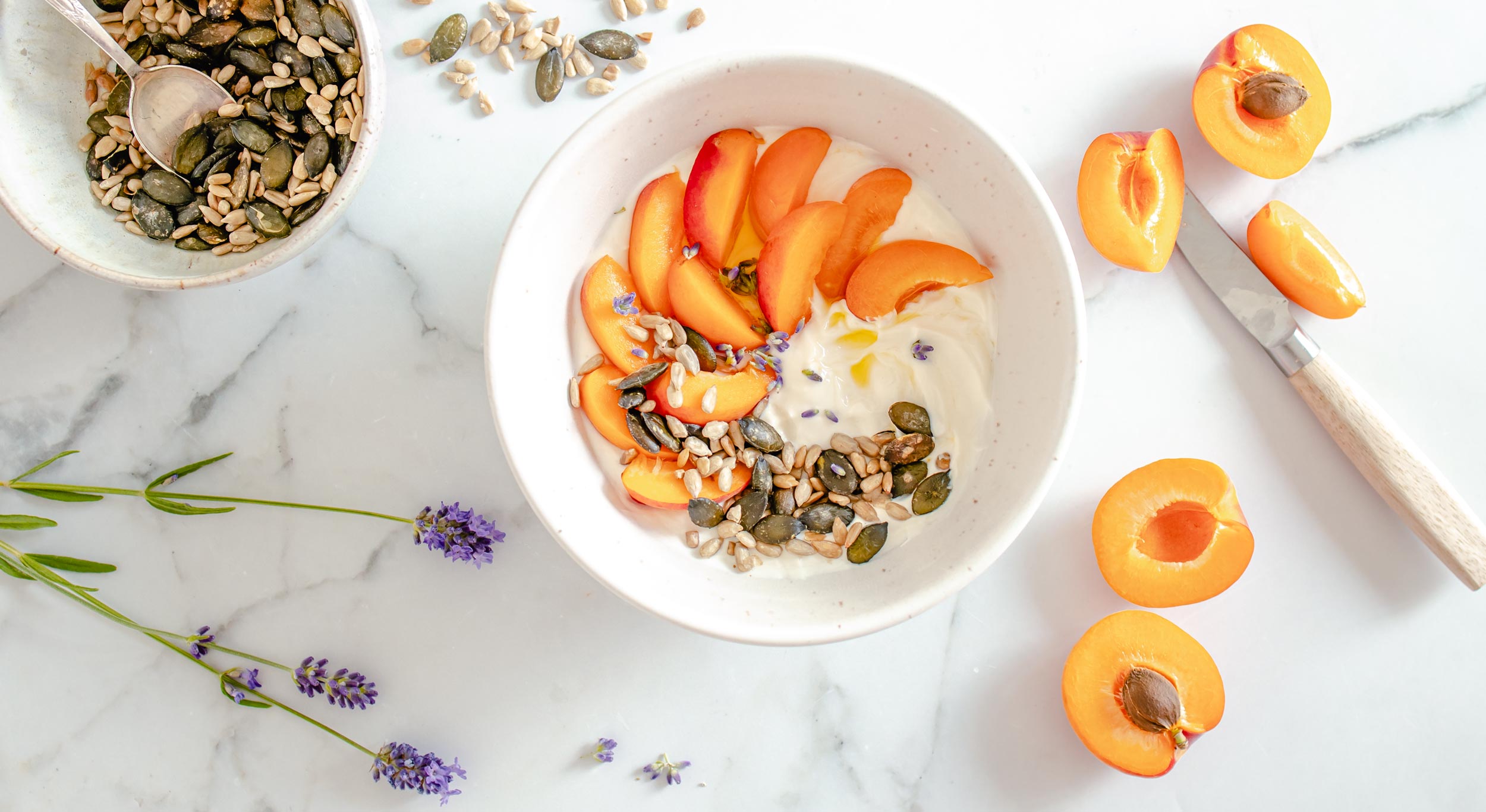 Budwig Creme mit Aprikosen und gerösteten Kernen | Rezepte | Dr. Budwig Budwig Creme mit Aprikosen und gerösteten Kernen | Rezepte | Dr. Budwig