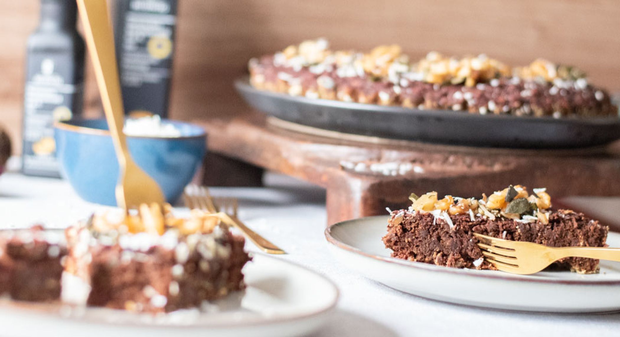 Rote Bete-Schokoladen Tarte mit Kokos und Kürbiskernöl