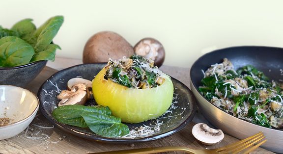 Gefüllter Kohlrabi mit Blattspinat-Pilzfüllung