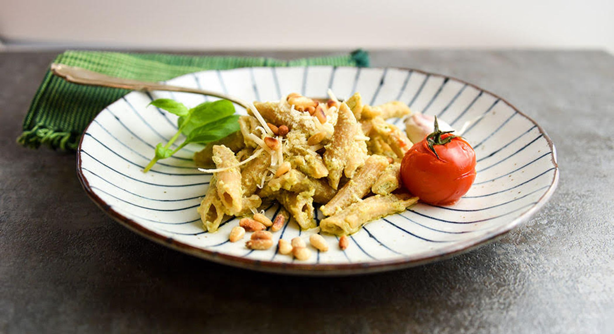 Pasta mit cremigem Pesto